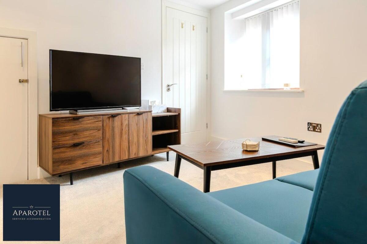 Aparotel Serviced Apartments - Stonehenge, Amesbury Town Centre Room photo