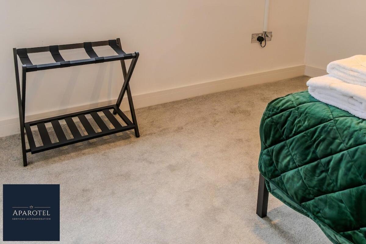 Aparotel Serviced Apartments - Stonehenge, Amesbury Town Centre Room photo