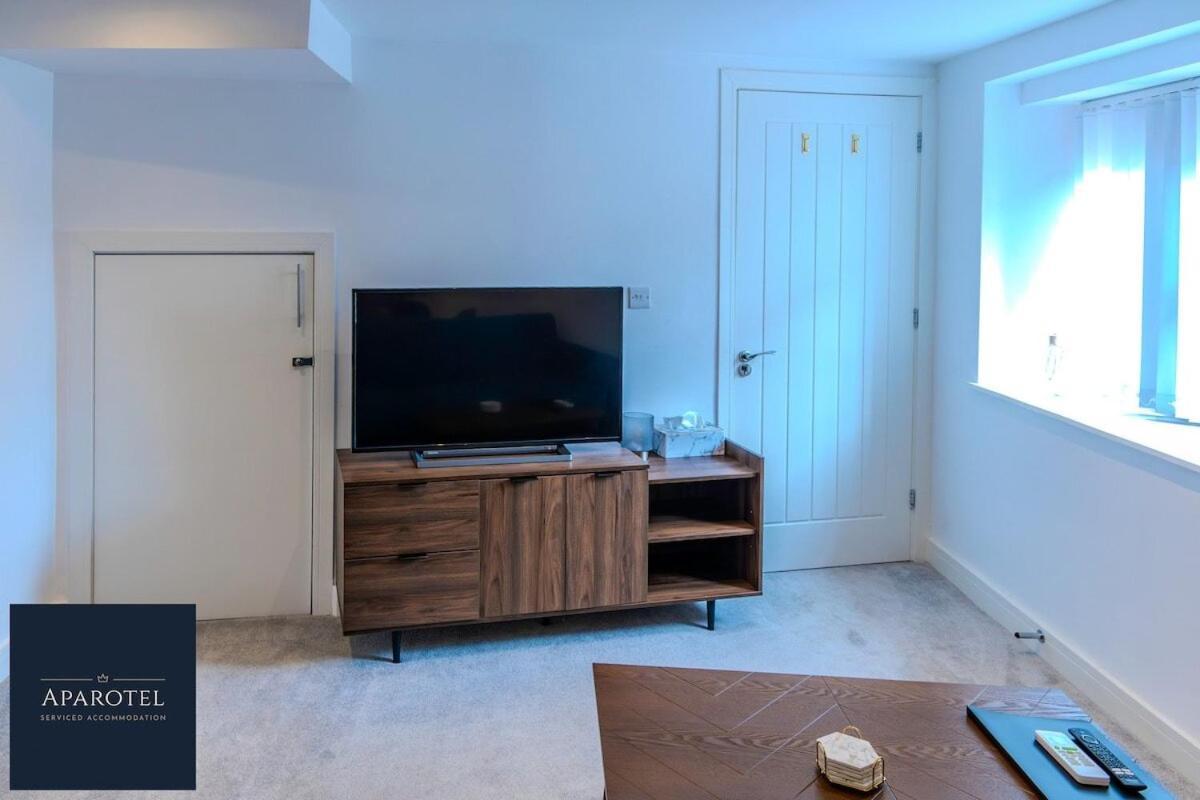 Aparotel Serviced Apartments - Stonehenge, Amesbury Town Centre Room photo